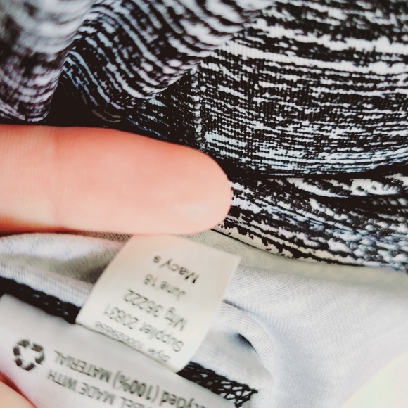 Ideology static print actively jacket size cl - Picture 13 of 13